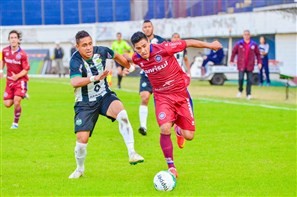 Maringá Futebol Clube apresenta nove reforços e novo patrocinador para 2014